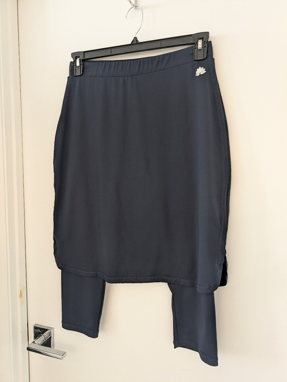 SNOGA Navy Activewear Skirt with Attached Leggings